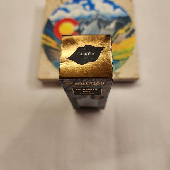 RETIRED Makeup Revolution Enchanted Kiss Lipstick - Black - Picture 9 of 9